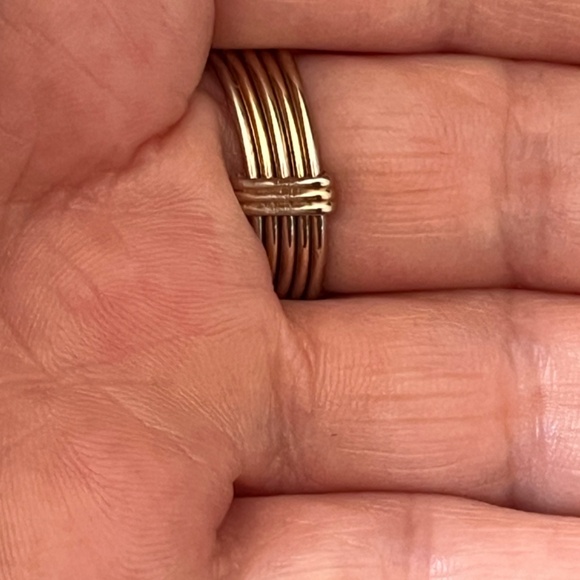 Vintage Gold Tone Multi Band Ring with Yellow Stones - Picture 3 of 12